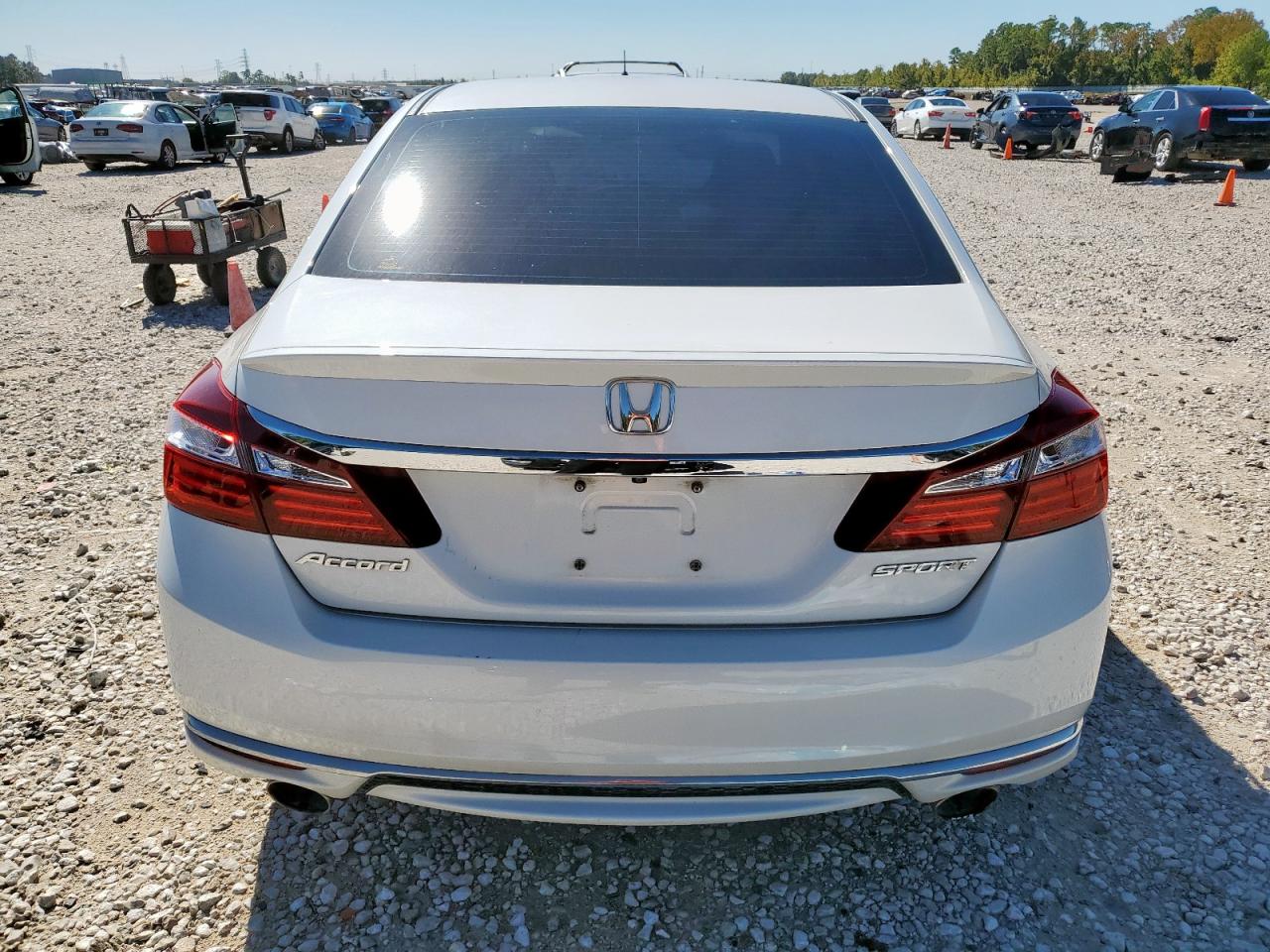 2016 Honda Accord Sport VIN: 1HGCR2F58GA114044 Lot: 85410185