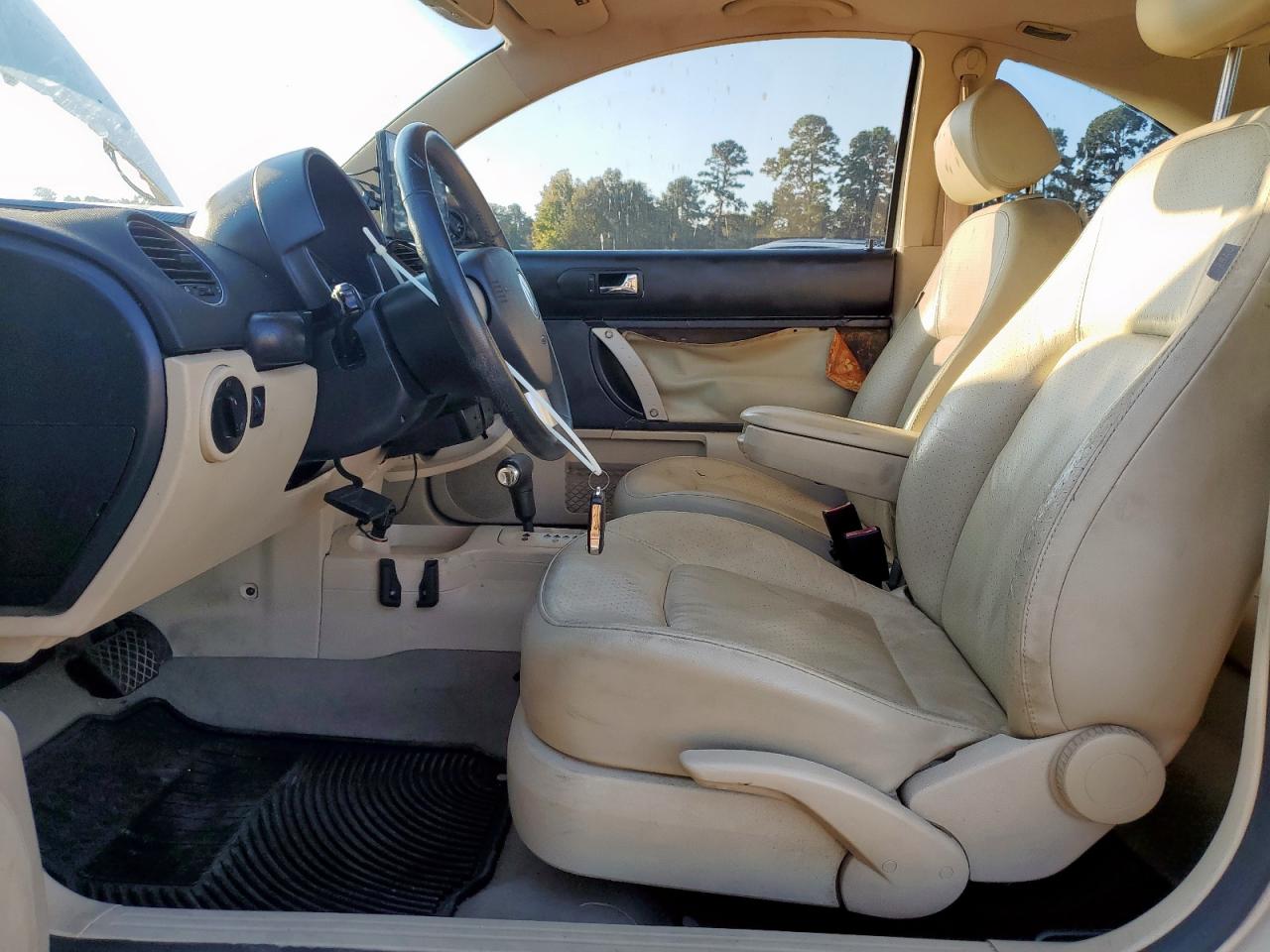 2007 Volkswagen New Beetle 2.5L Option Package 2 VIN: 3VWSW31C97M505332 Lot: 82375975