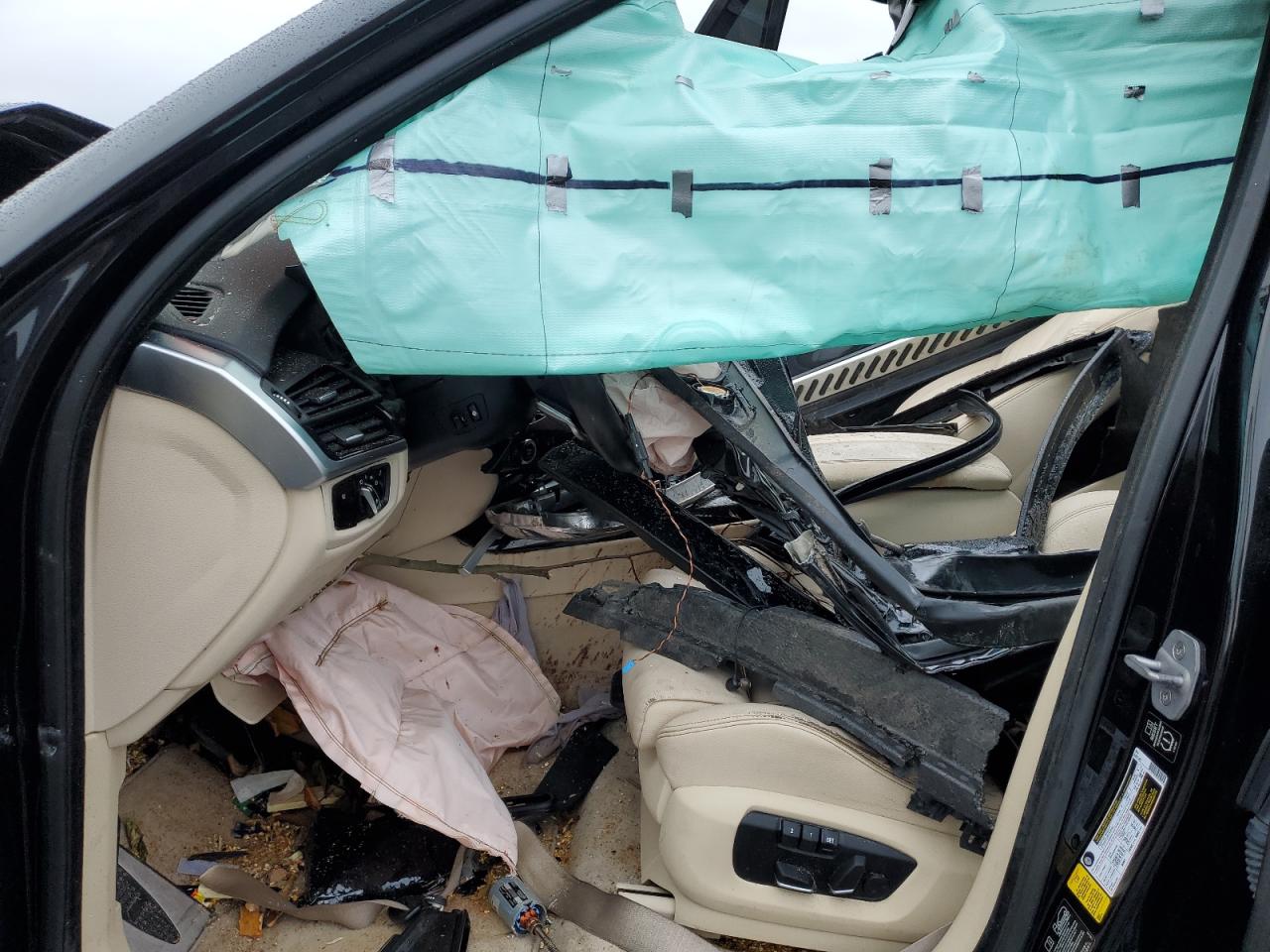 2015 BMW X5 xDrive35D VIN: 5UXKS4C51F0J99049 Lot: 85845535