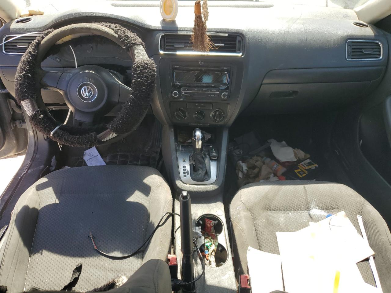 2013 Volkswagen Jetta Base VIN: 3VW2K7AJ5DM401577 Lot: 82443985