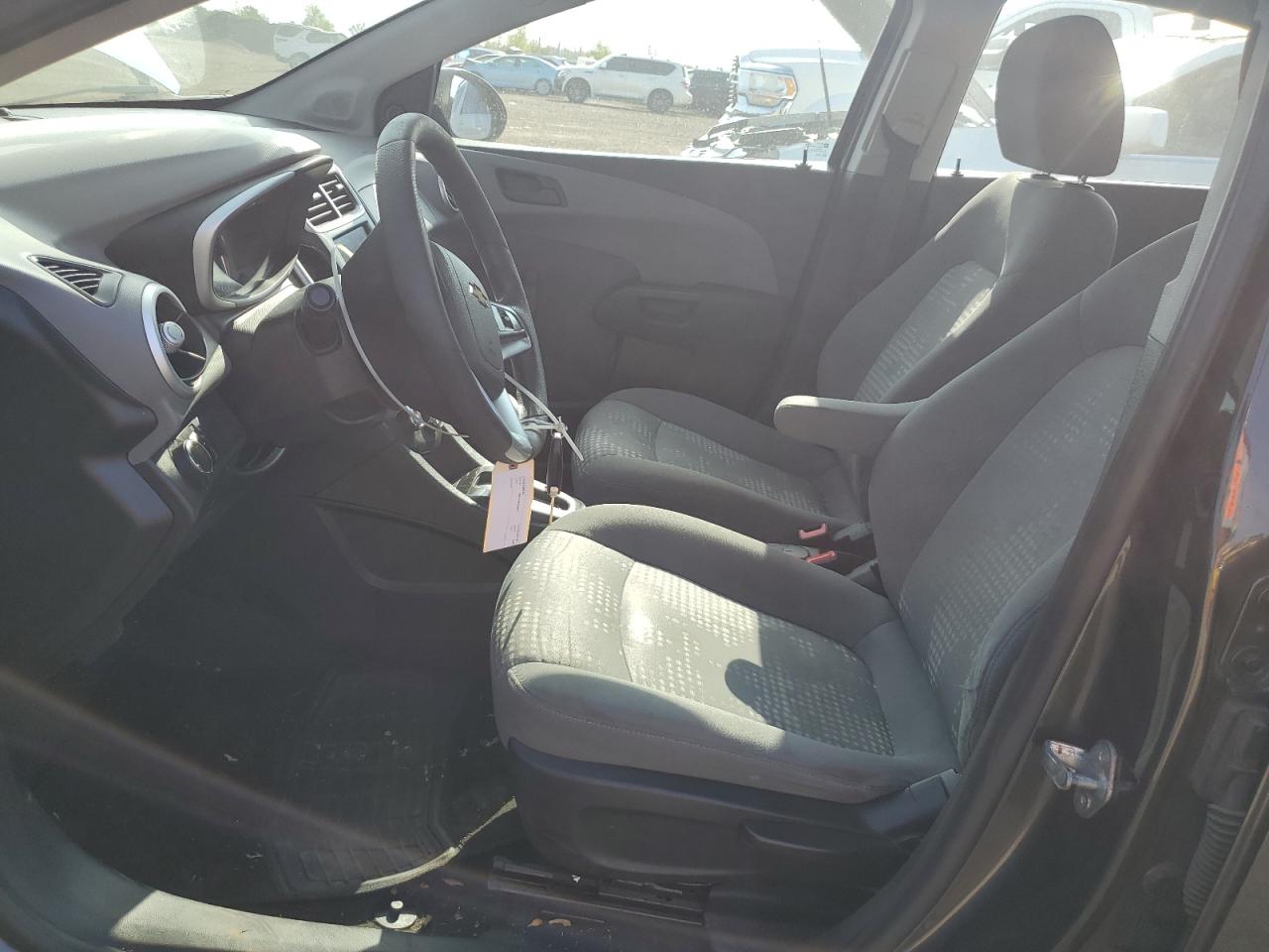 2020 Chevrolet Sonic Ls VIN: 1G1JB5SB6L4111300 Lot: 82535135