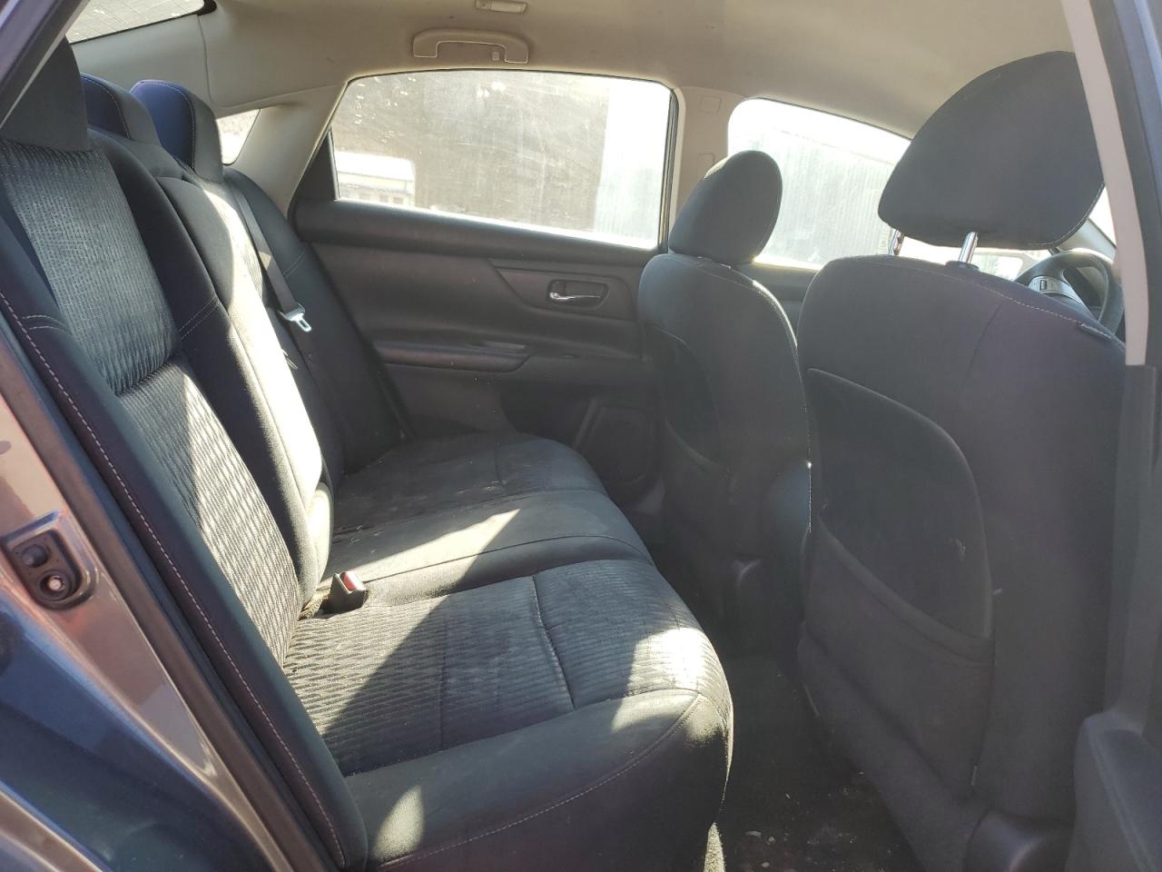 2017 Nissan Altima 2.5 VIN: 1N4AL3APXHN330127 Lot: 85565155