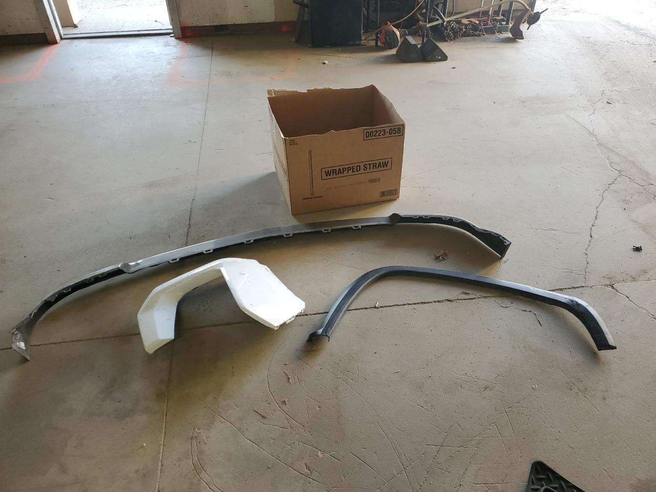 2014 Chevrolet Silverado K1500 Lt VIN: 3GCUKREC0EG290682 Lot: 81919005