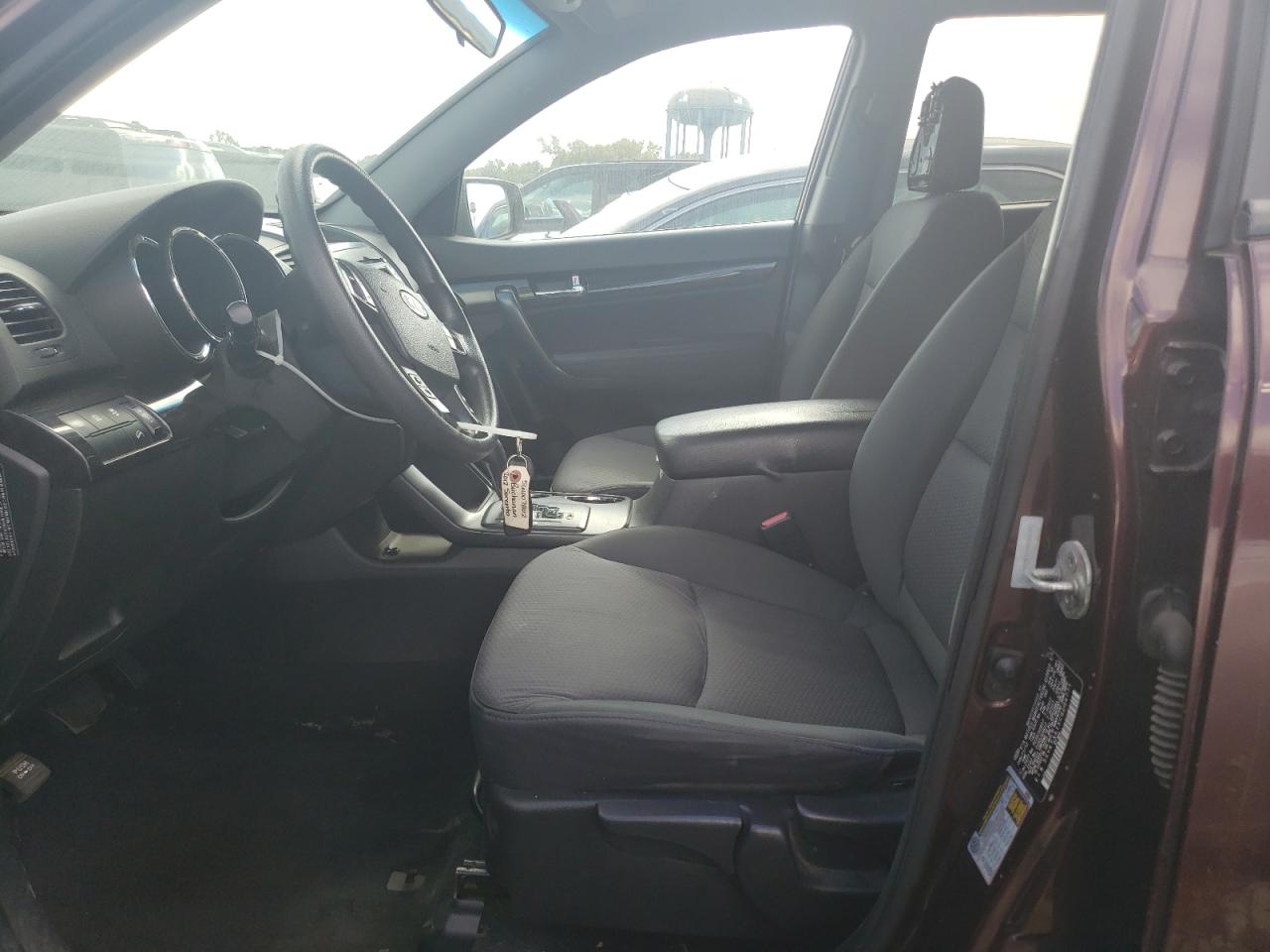 2012 Kia Sorento Base VIN: 5XYKT3A1XCG286771 Lot: 81860115