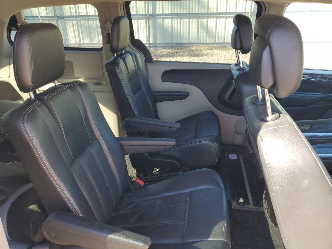 2013 Chrysler Town & Country Touring VIN: 2C4RC1BG7DR741952 Lot: 82382385