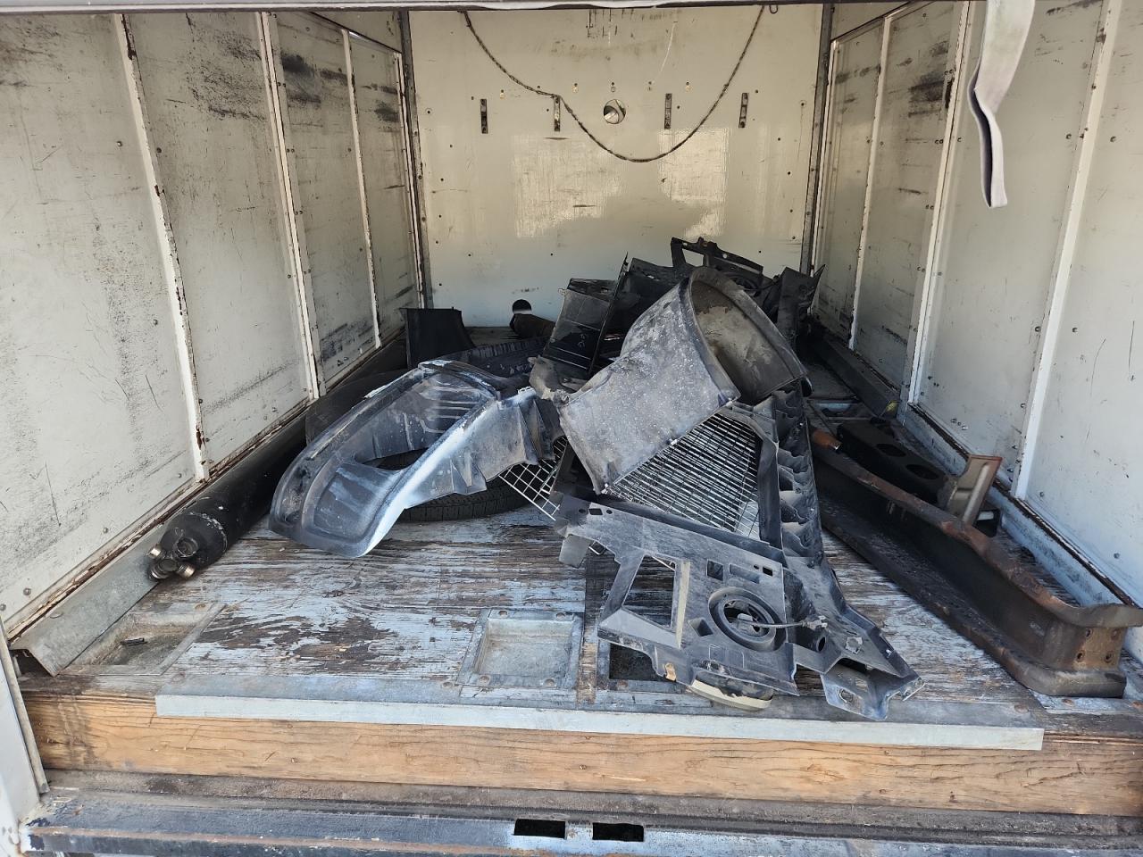 2008 GMC Savana Cutaway G3500 VIN: 1GDGG31C581911625 Lot: 84523475