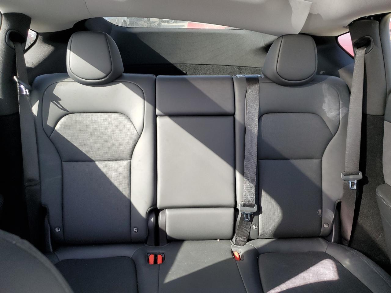 2026 Tesla Model Y VIN: 7SAYGDED2TF378699 Lot: 86513325