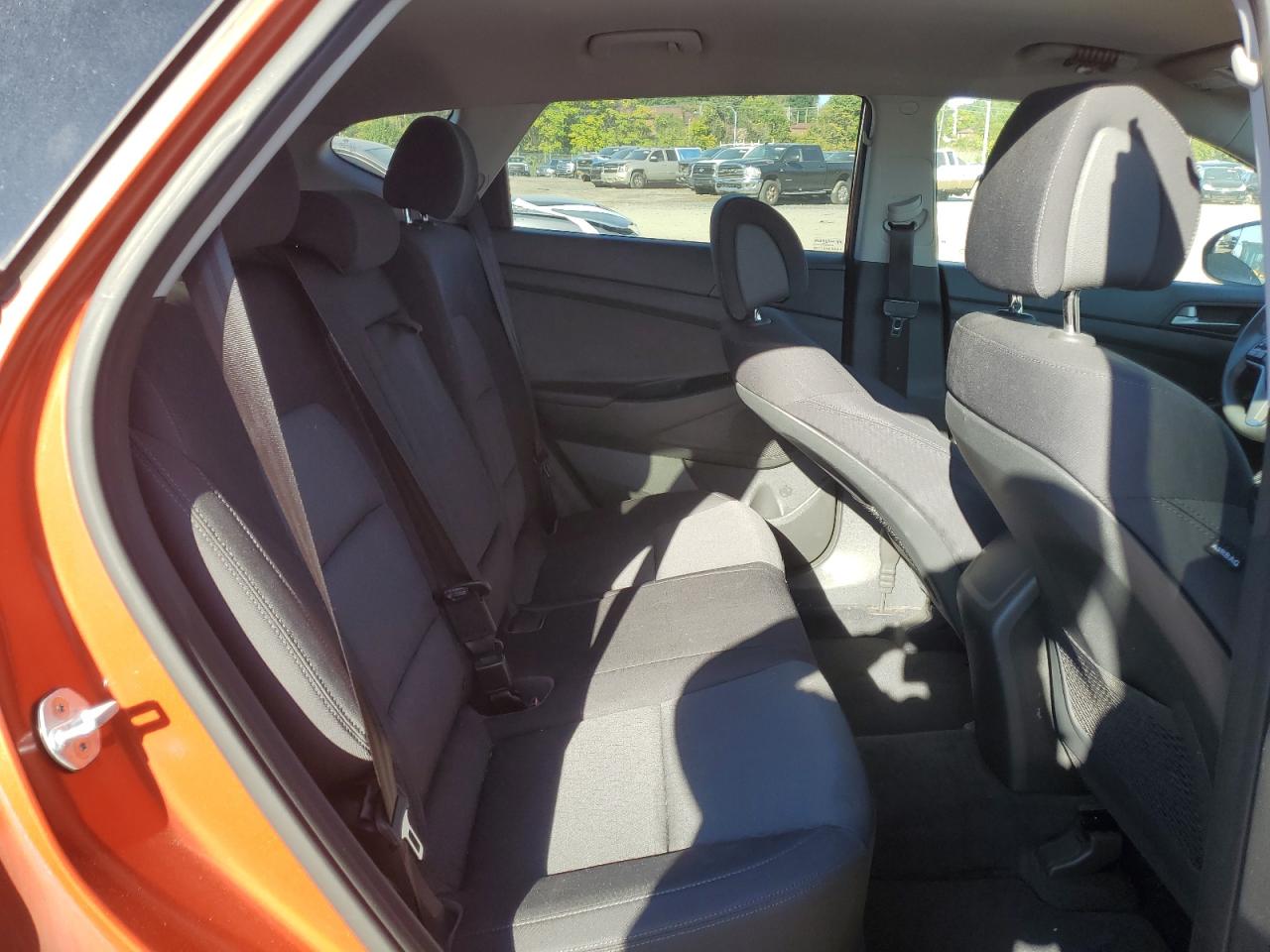 2018 Hyundai Tucson Se VIN: KM8J2CA40JU611265 Lot: 85830135