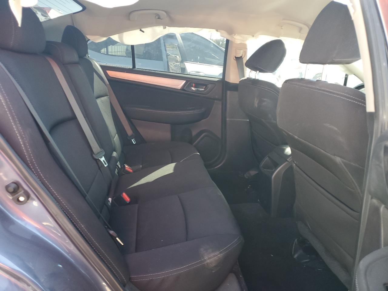 2015 Subaru Legacy 2.5I Premium VIN: 4S3BNAF62F3015425 Lot: 85319205