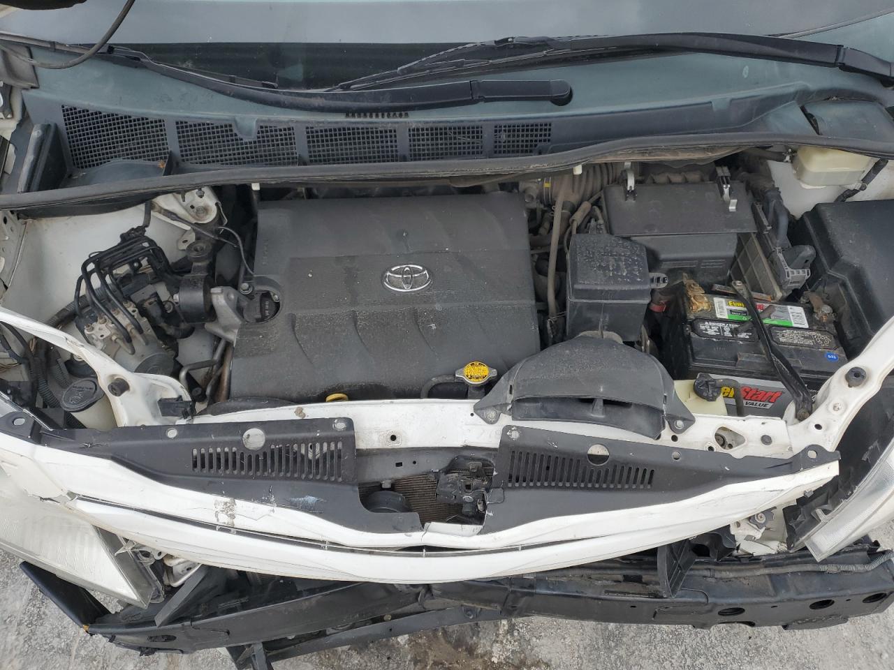 2015 Toyota Sienna Le VIN: 5TDKK3DC8FS586252 Lot: 90724045