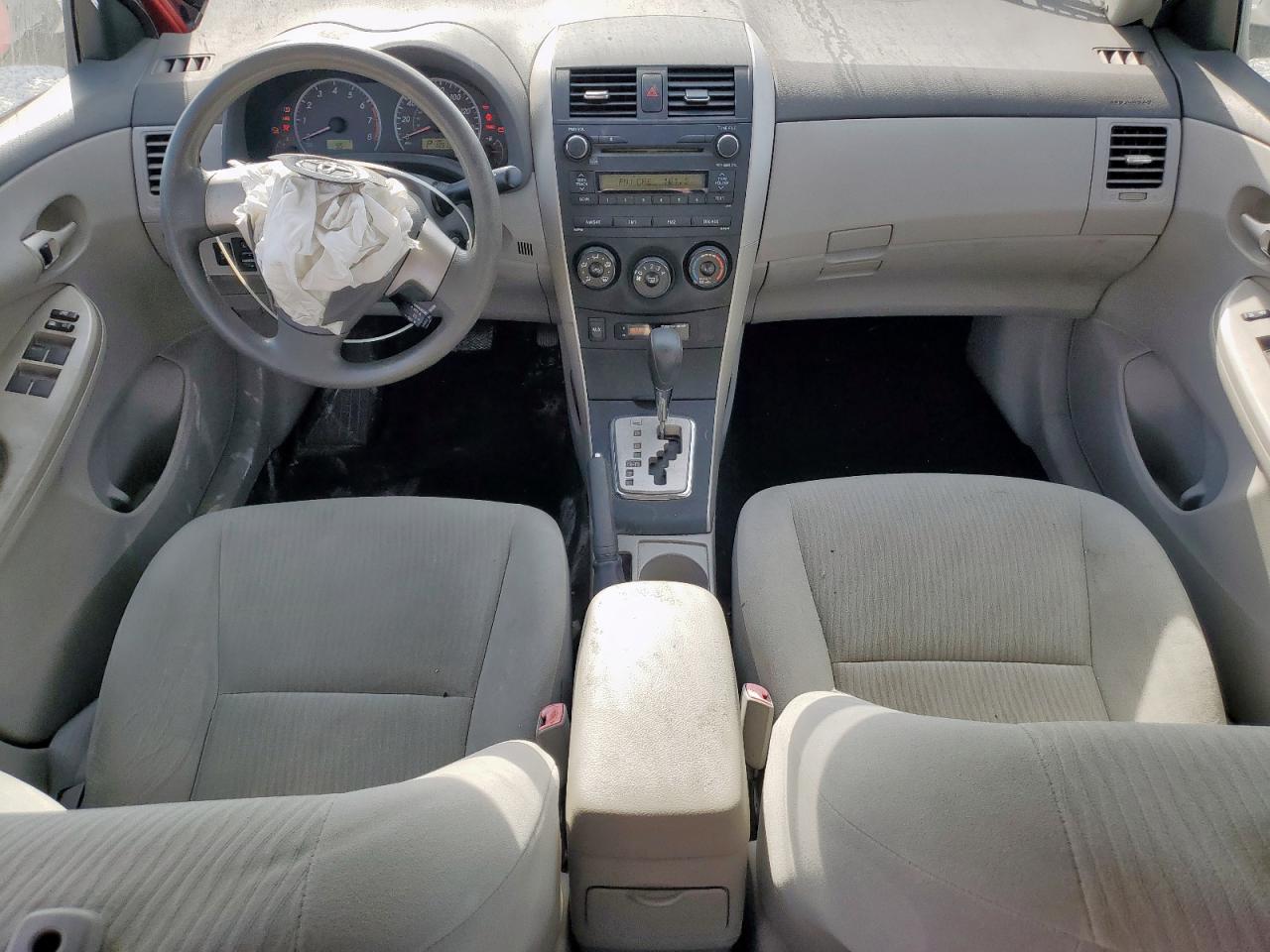 2010 Toyota Corolla Base VIN: 1NXBU4EE0AZ327660 Lot: 82297625