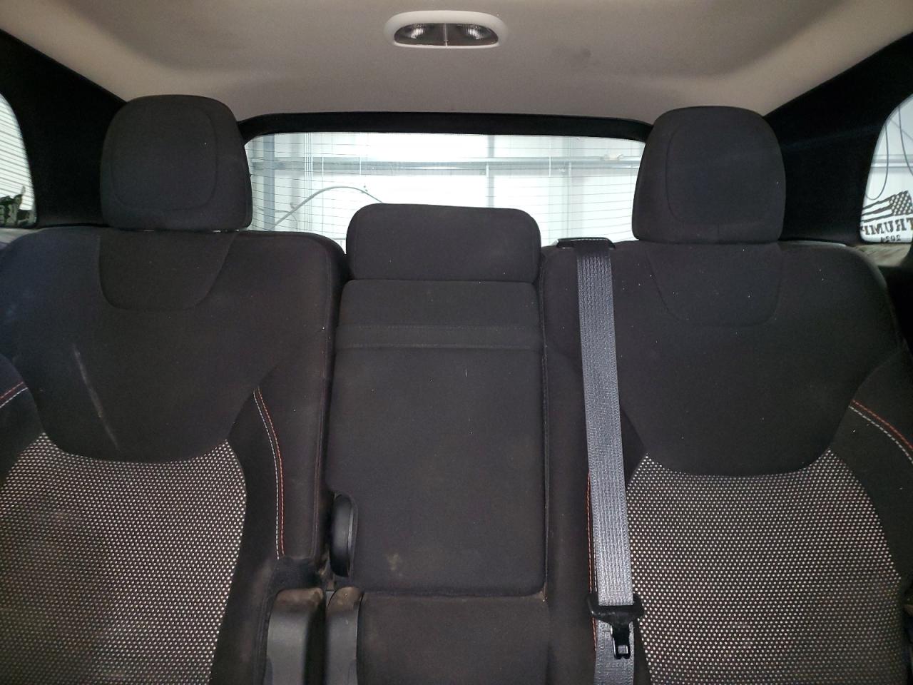 2017 Jeep Cherokee Latitude VIN: 1C4PJMCS9HW546093 Lot: 89693285