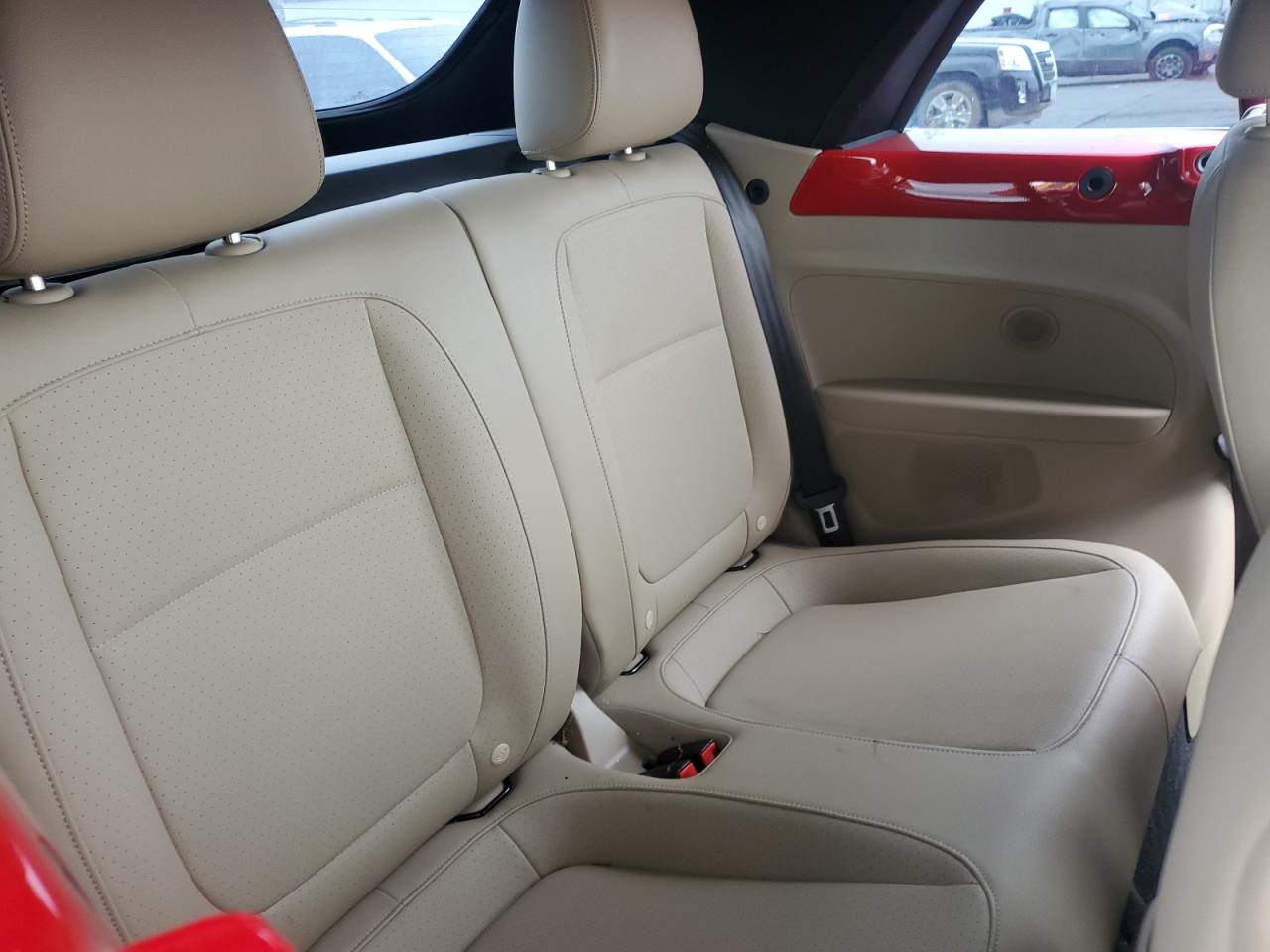 2019 Volkswagen Beetle S VIN: 3VW5DAAT4KM502032 Lot: 85562525