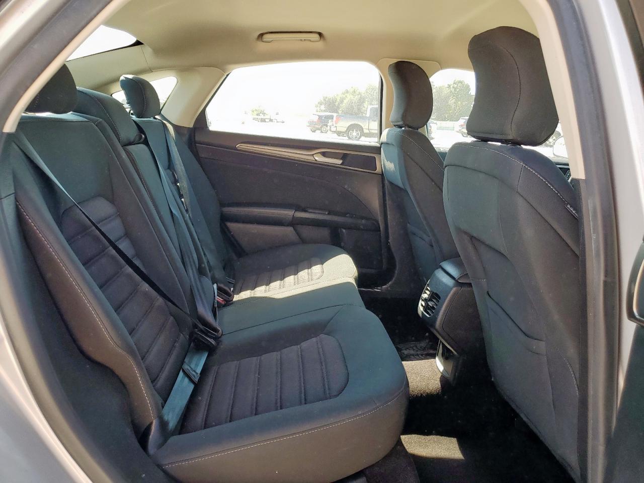 2017 Ford Fusion Se VIN: 3FA6P0H78HR104969 Lot: 84475245