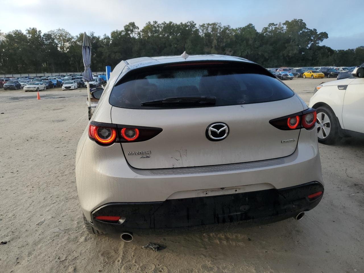 2022 Mazda 3 Premium VIN: JM1BPBML3N1521915 Lot: 90221925