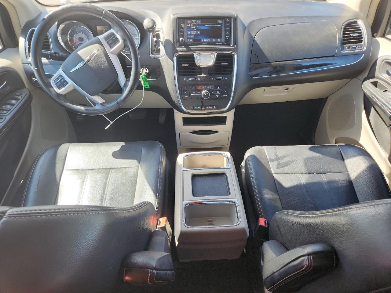 2016 Chrysler Town & Country Touring VIN: 2C4RC1BGXGR308064 Lot: 82257455