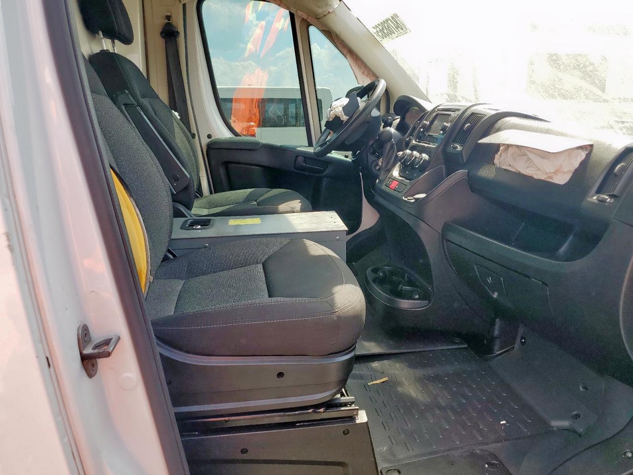 2015 Ram Promaster 2500 2500 High VIN: 3C6TRVDG0FE514137 Lot: 94329115