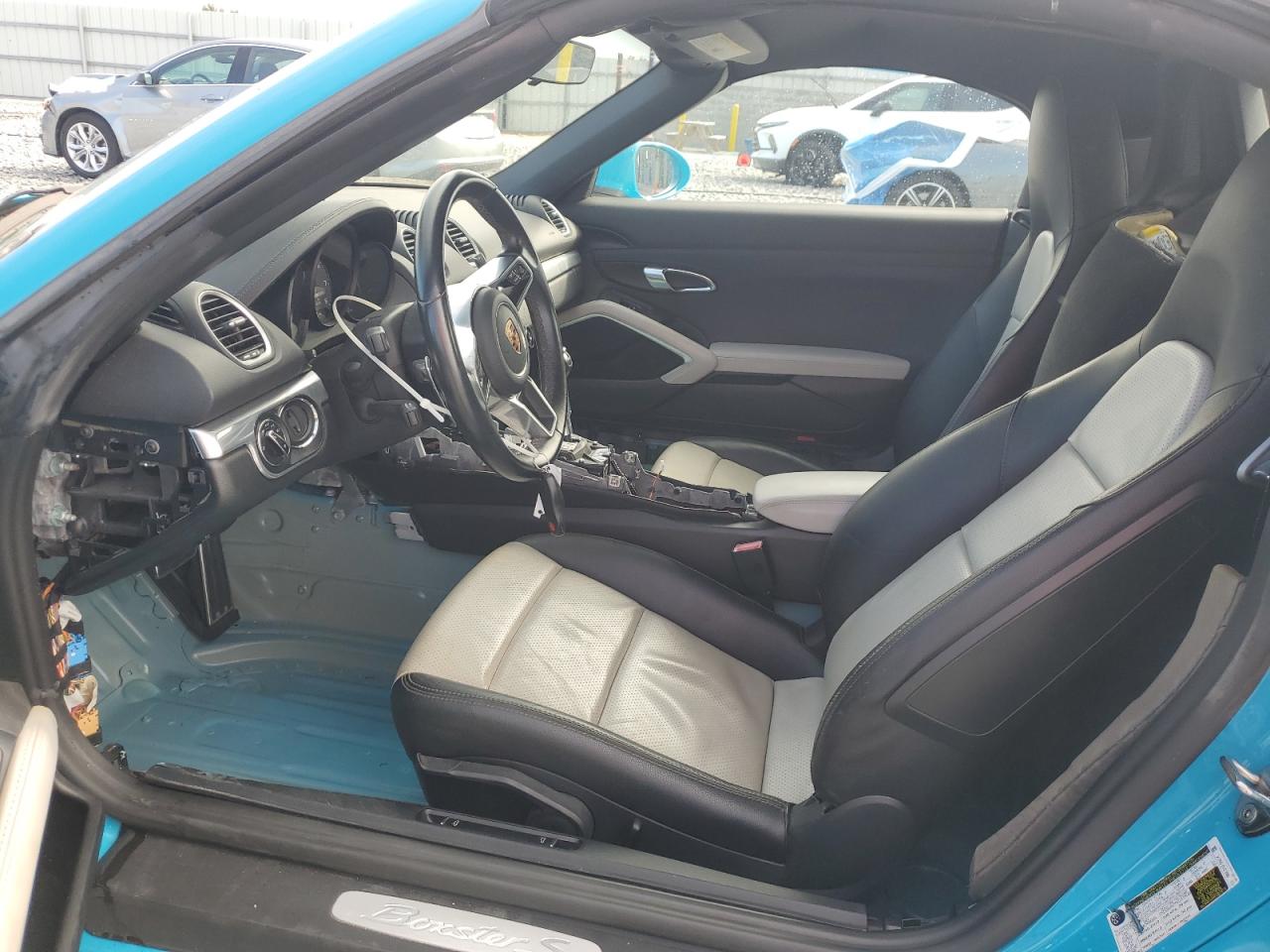 2018 Porsche Boxster S VIN: WP0CB2A85JS228217 Lot: 90007745