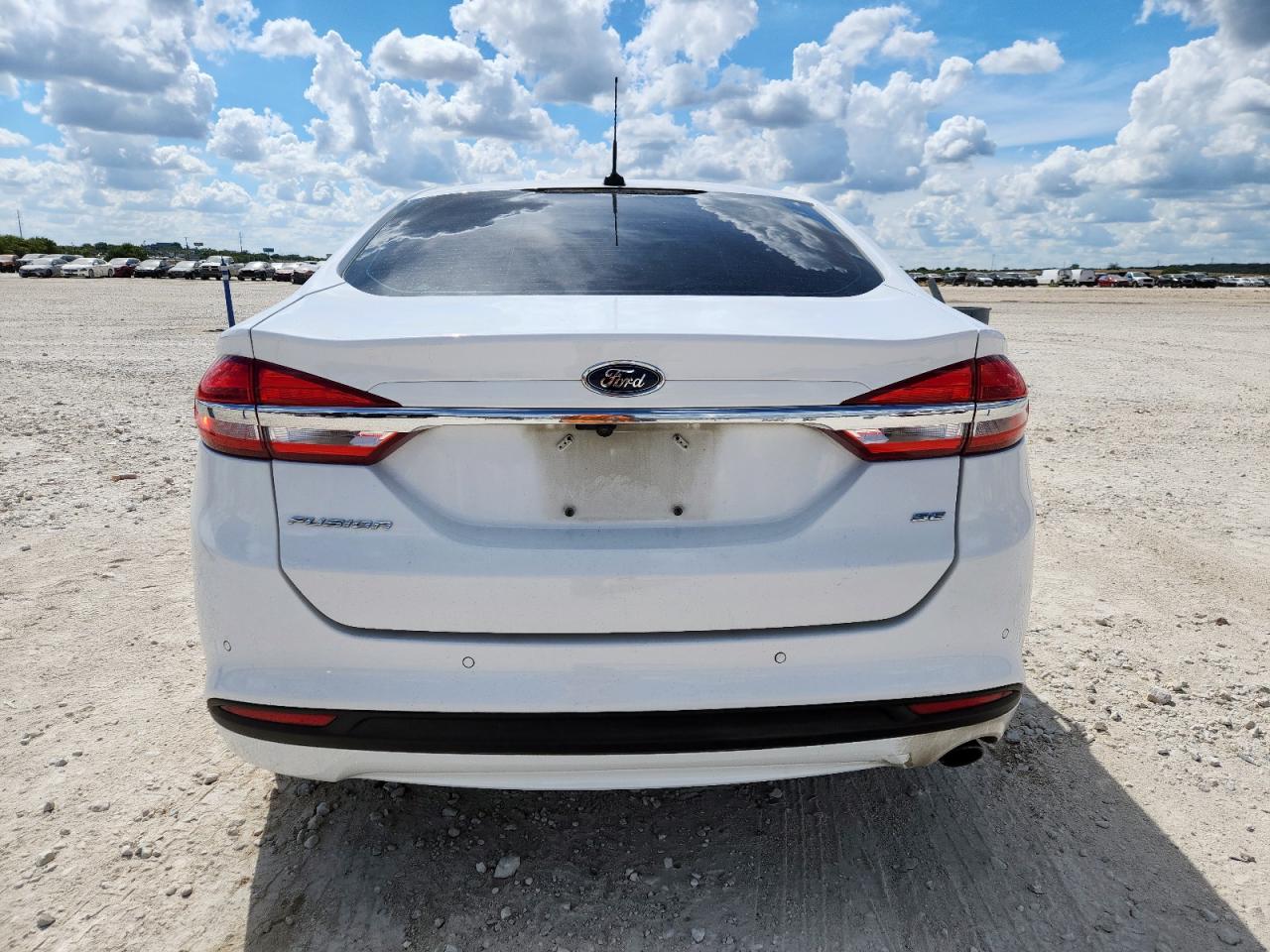 2017 Ford Fusion Se VIN: 3FA6P0H76HR413999 Lot: 85705895