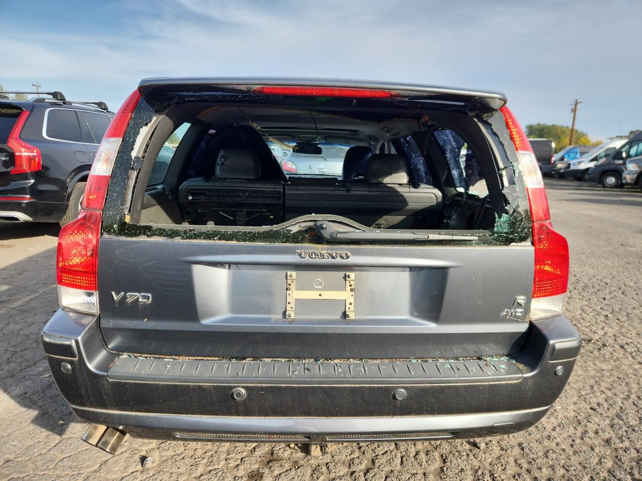 2005 Volvo V70 R VIN: YV1SJ527152504169 Lot: 87125465