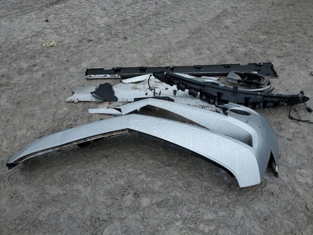 2010 Chevrolet Camaro Lt VIN: 2G1FC1EVXA9166831 Lot: 90322675