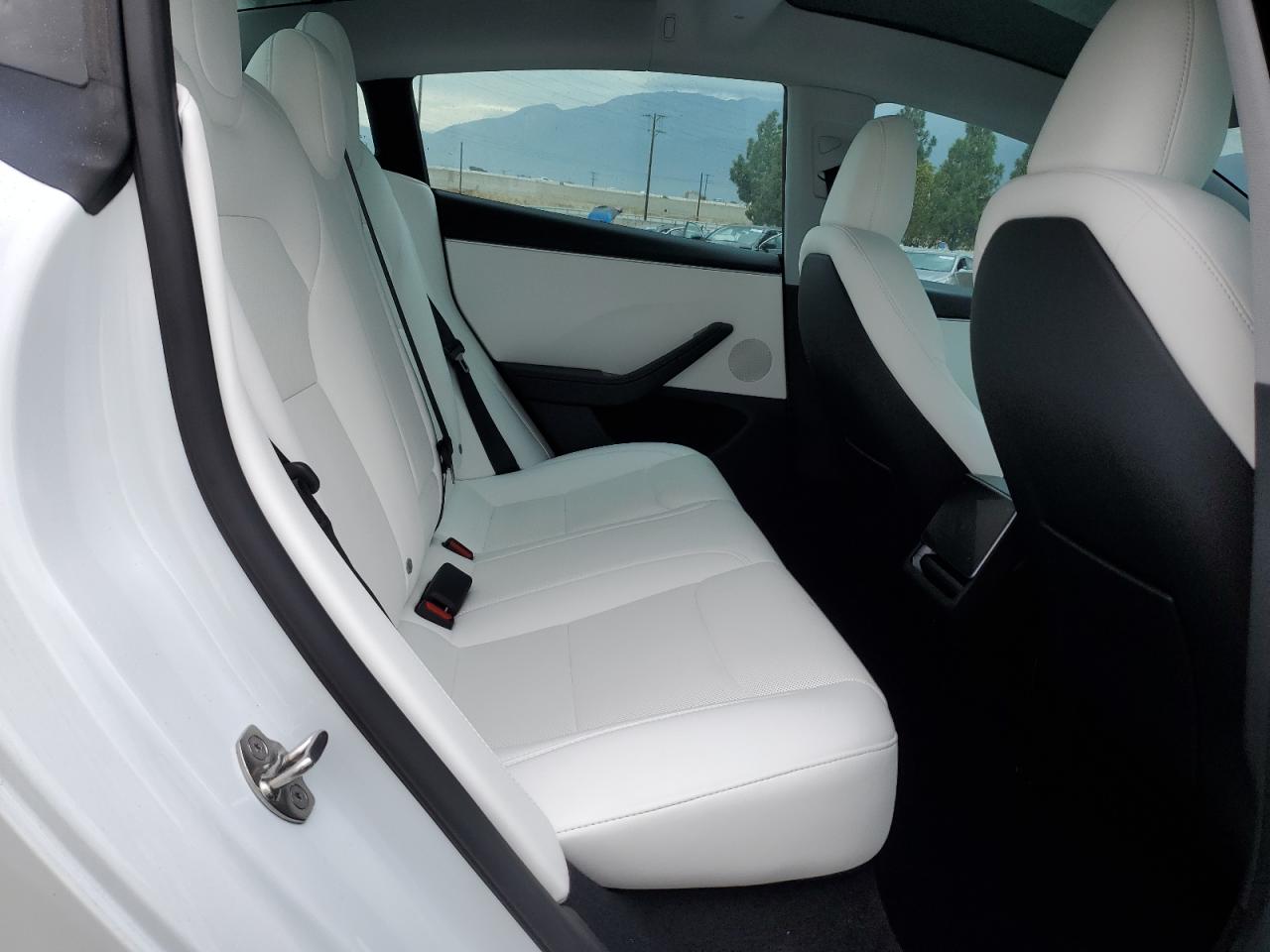 2024 Tesla Model 3 VIN: 5YJ3E1EB8RF822803 Lot: 85598685