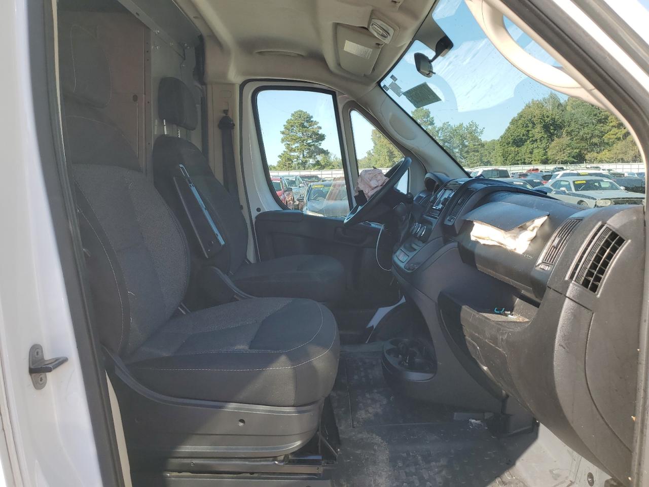 2020 Ram Promaster 2500 2500 High VIN: 3C6TRVDG2LE133725 Lot: 87063625