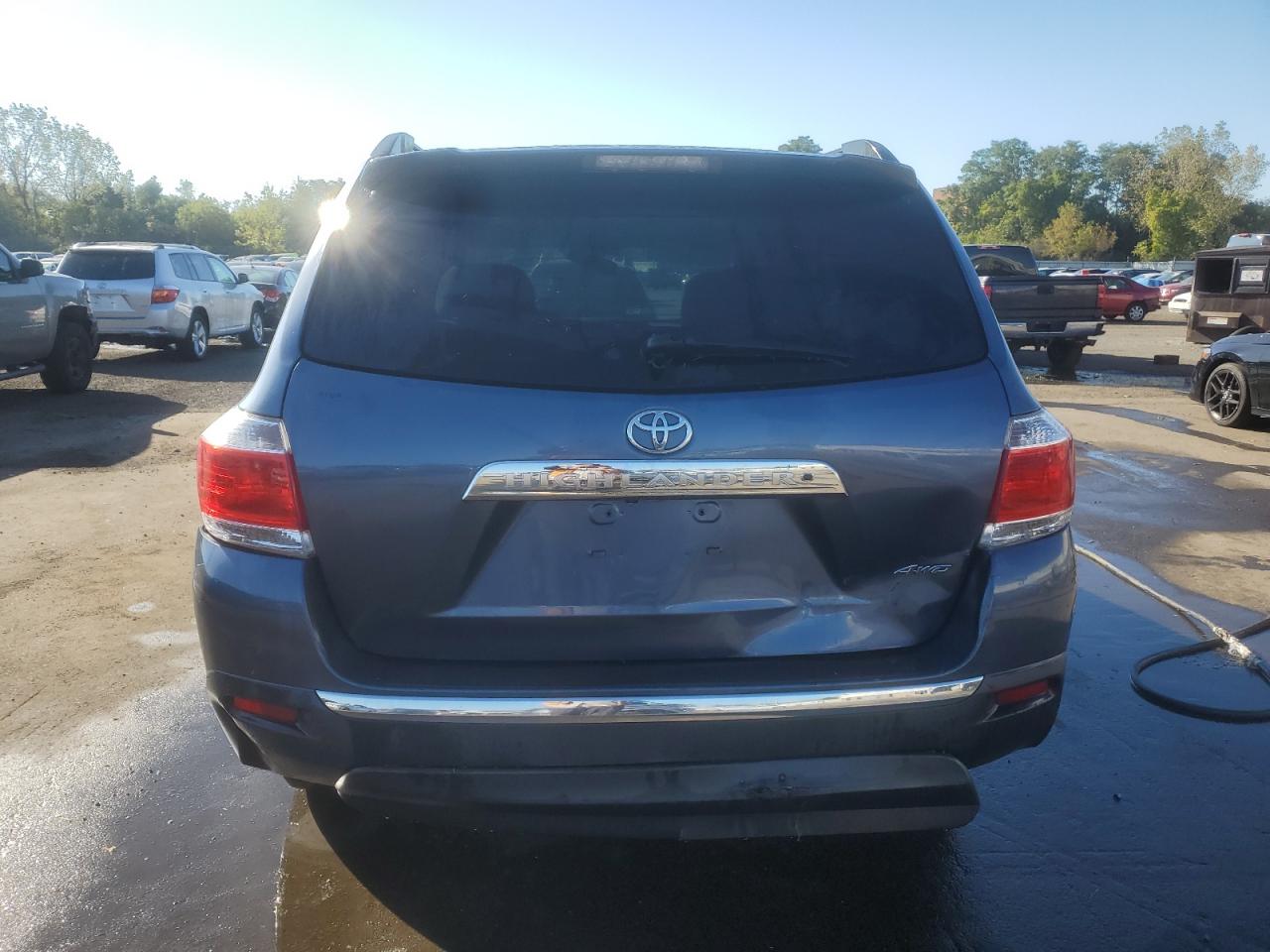 2013 Toyota Highlander Base VIN: 5TDBK3EH4DS248564 Lot: 85304715