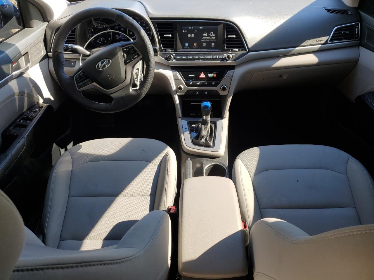 2017 Hyundai Elantra Se VIN: 5NPD84LFXHH001415 Lot: 86842305