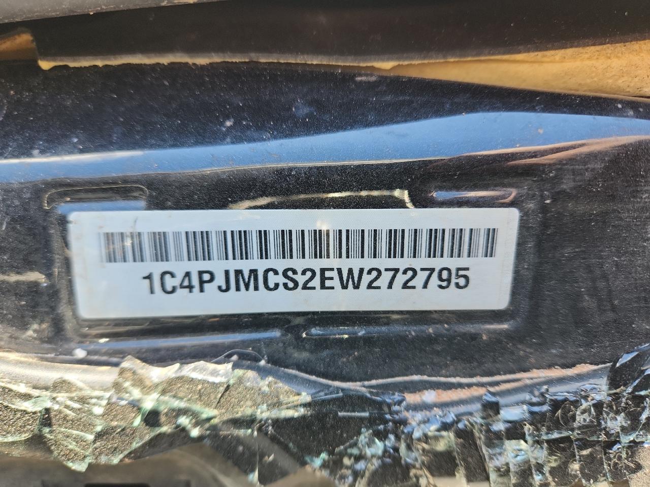 2014 Jeep Cherokee Latitude VIN: 1C4PJMCS2EW272795 Lot: 90243275