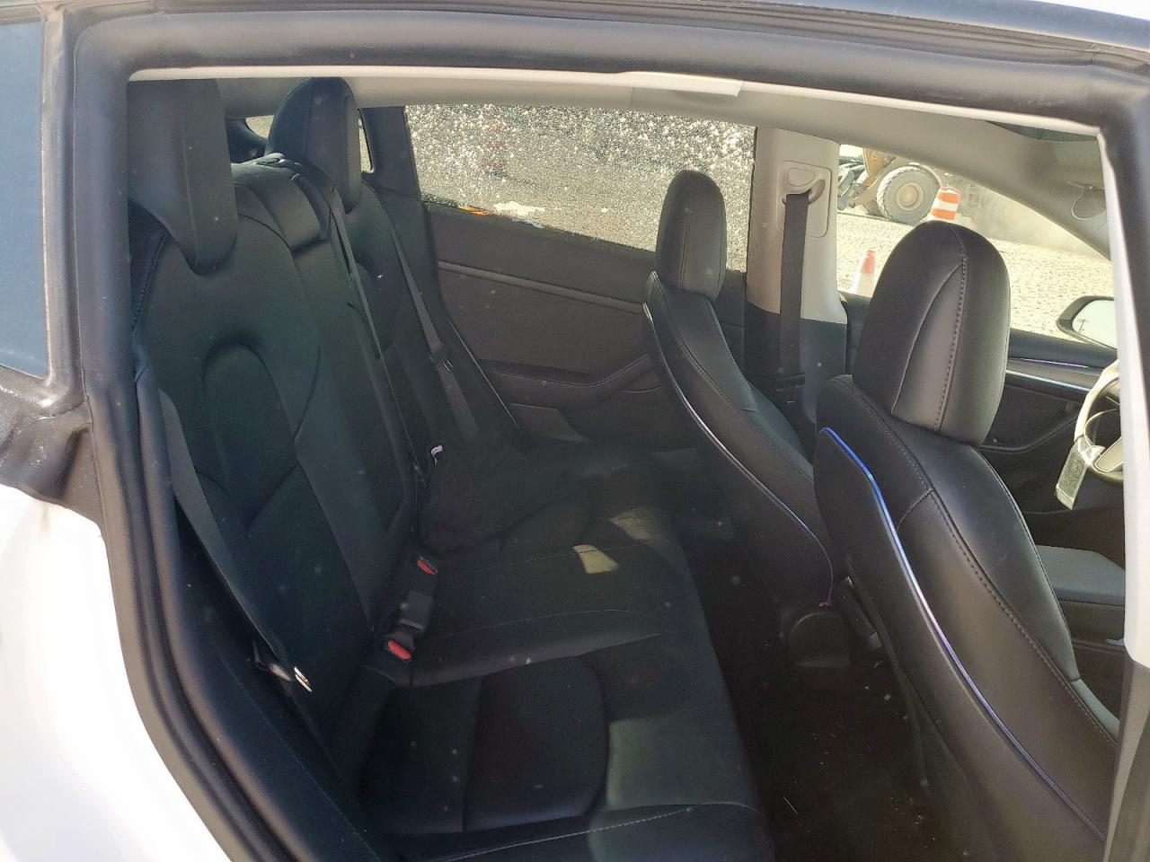 2022 Tesla Model 3 VIN: 5YJ3E1EB8NF341217 Lot: 85102215