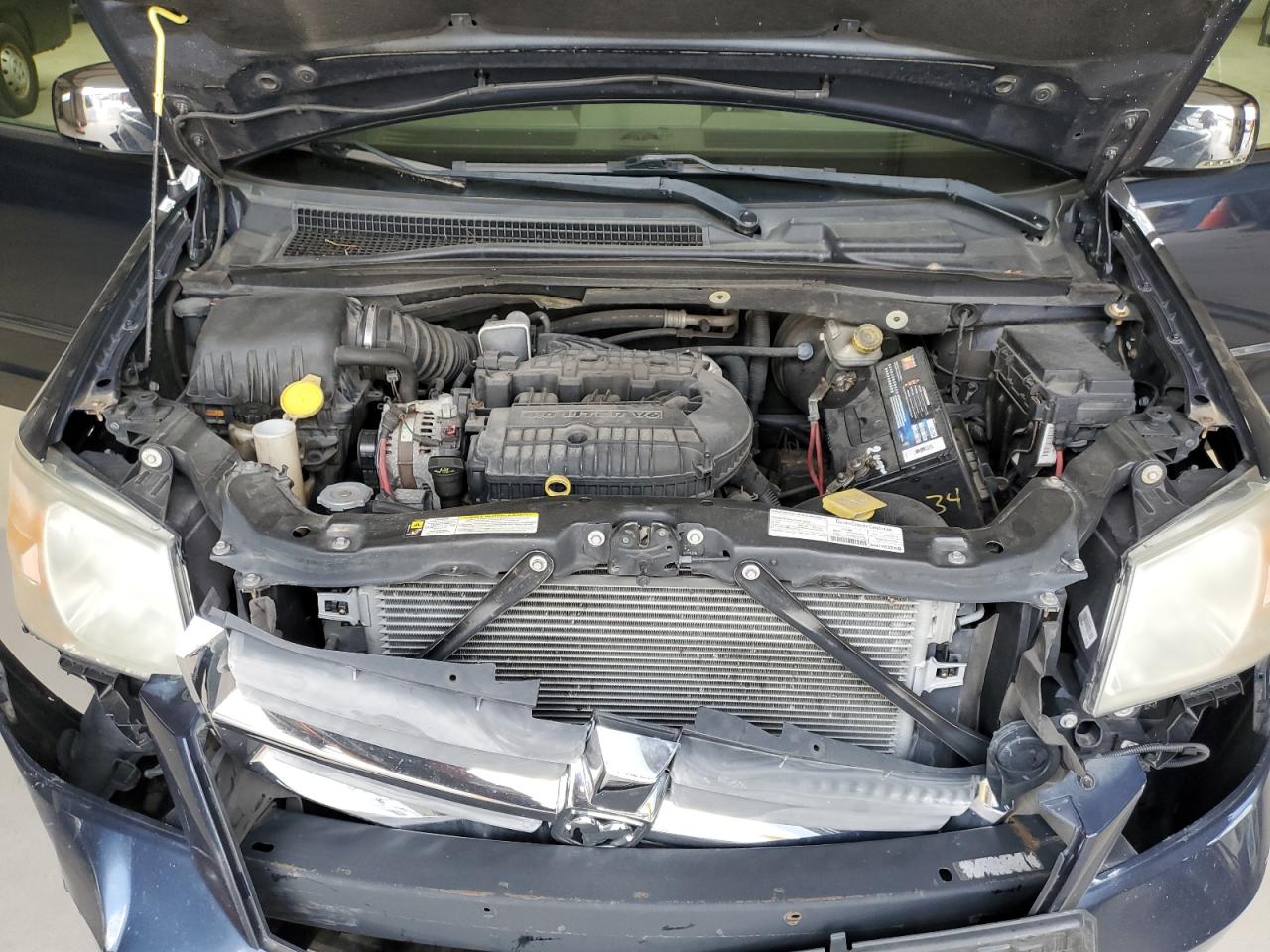 2008 Dodge Grand Caravan Sxt VIN: 2D8HN54X28R761592 Lot: 82568655