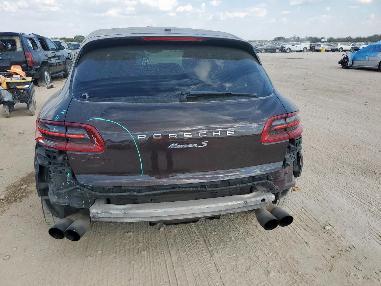 2016 Porsche Macan S VIN: WP1AB2A51GLB45933 Lot: 84063495
