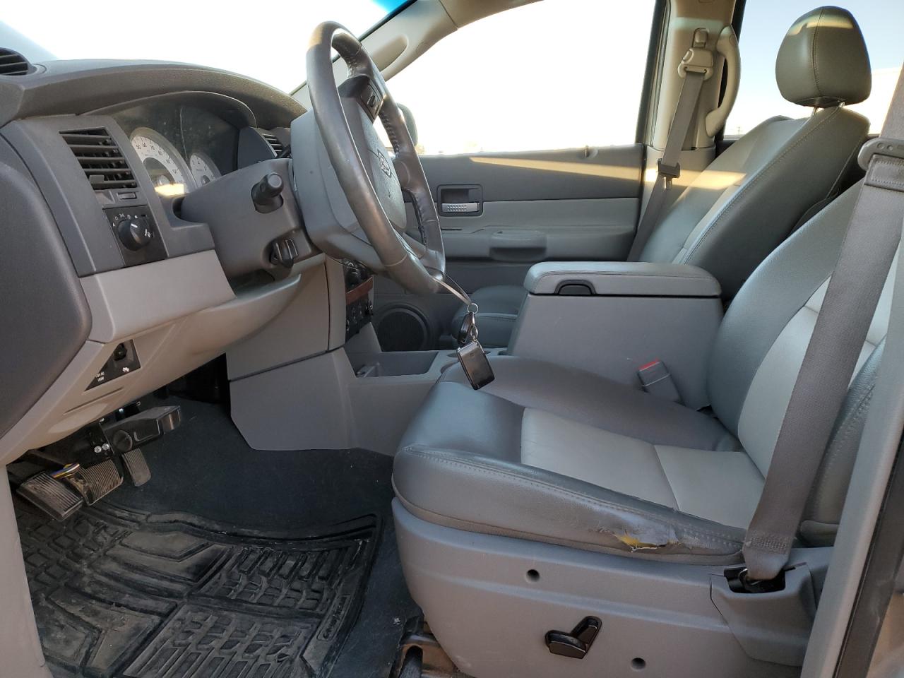 2008 Dodge Durango Slt VIN: 1D8HB48268F140123 Lot: 82624585