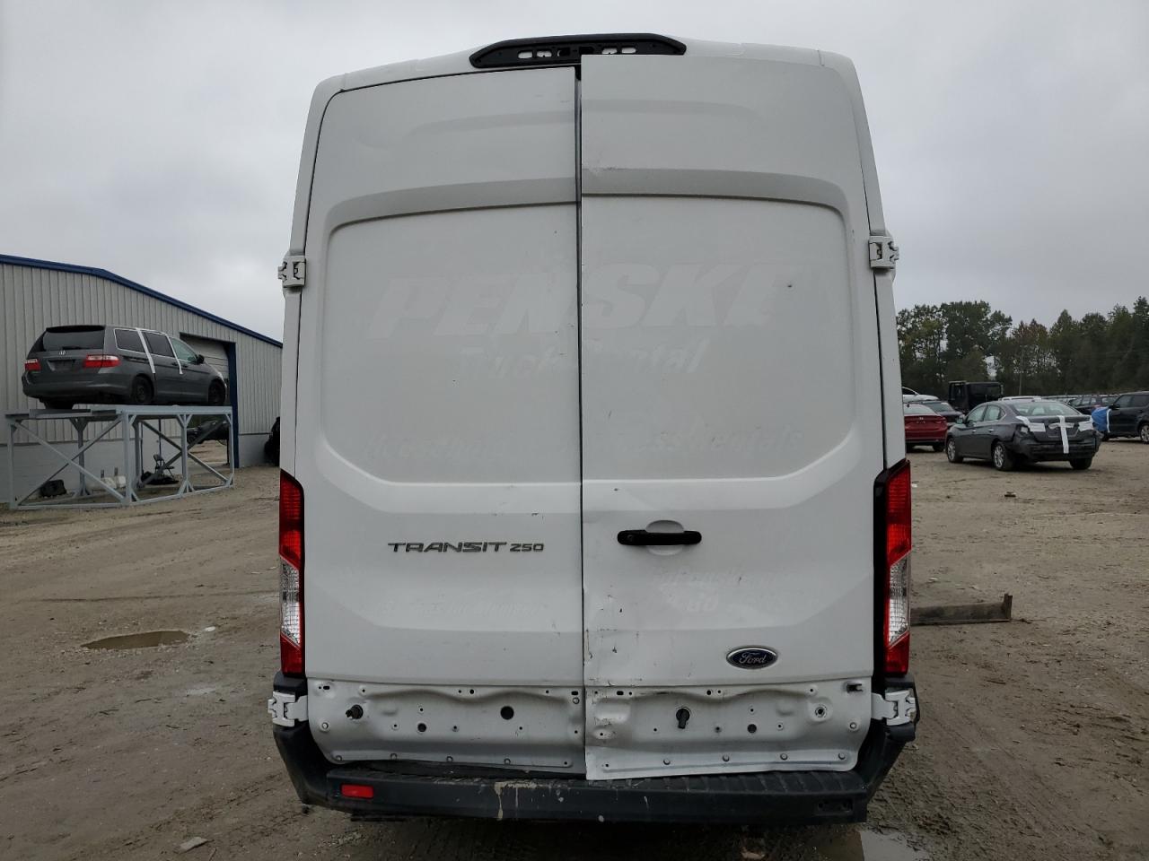 2022 Ford Transit T-250 VIN: 1FTBR1X88NKA23456 Lot: 86153275