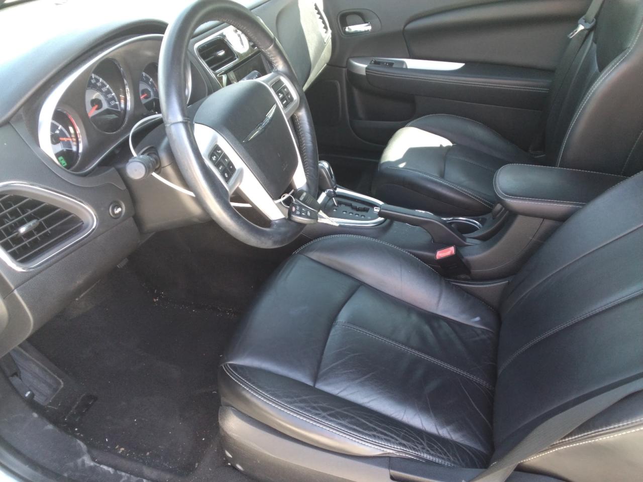 2011 Chrysler 200 Limited VIN: 1C3BC7EG8BN597570 Lot: 84799805