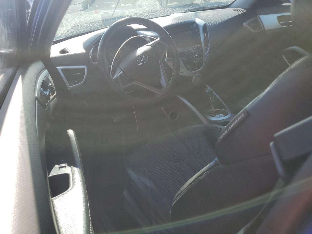 2012 Hyundai Veloster VIN: KMHTC6AD2CU054322 Lot: 83847905
