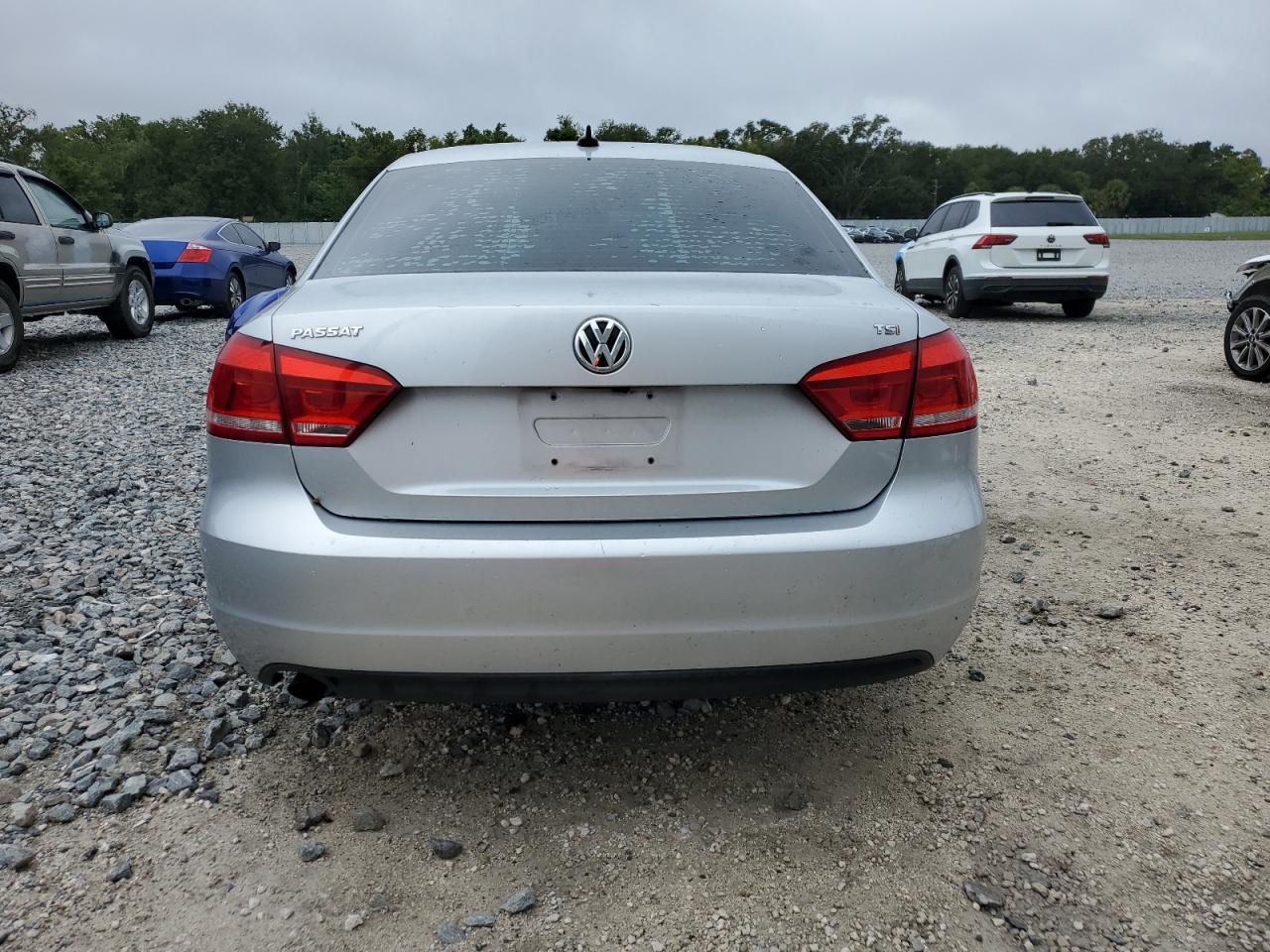 2015 Volkswagen Passat S VIN: 1VWAS7A34FC111333 Lot: 85705645