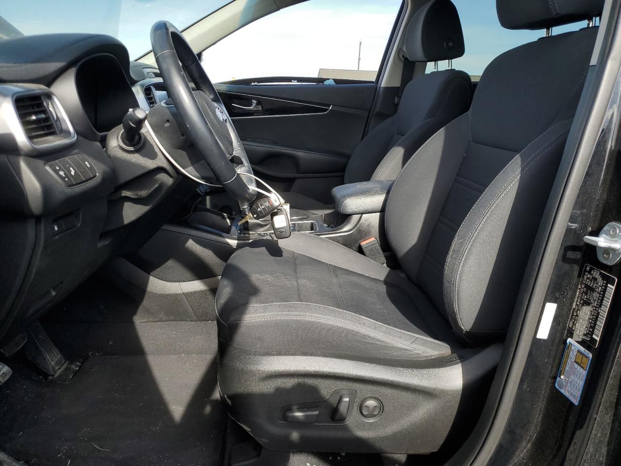 2019 Kia Sorento L VIN: 5XYPGDA32KG547696 Lot: 86289565