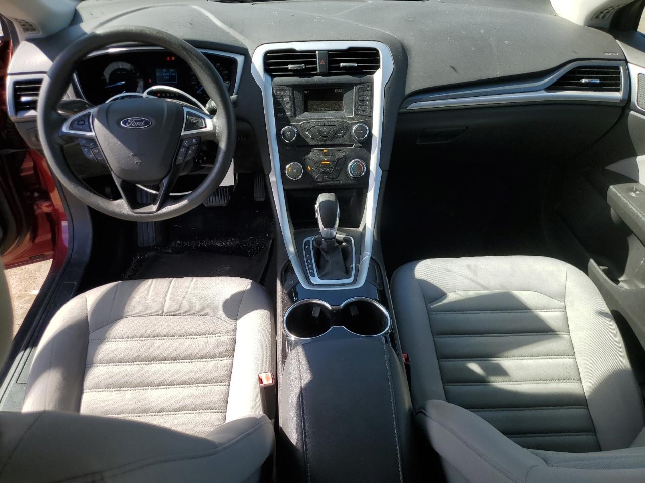 2015 Ford Fusion S VIN: 3FA6P0G74FR222838 Lot: 82203695