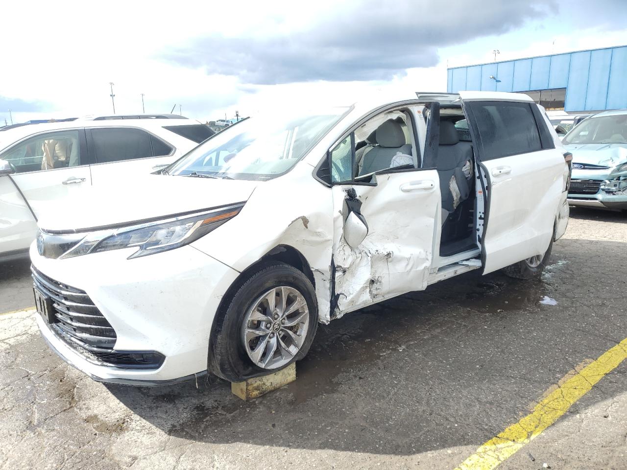 2022 Toyota Sienna Le