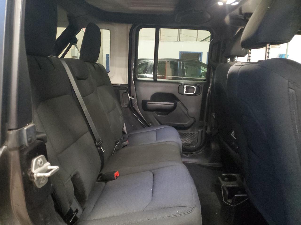 2021 Jeep Wrangler Unlimited Sport VIN: 1C4HJXDG5MW697636 Lot: 82388535