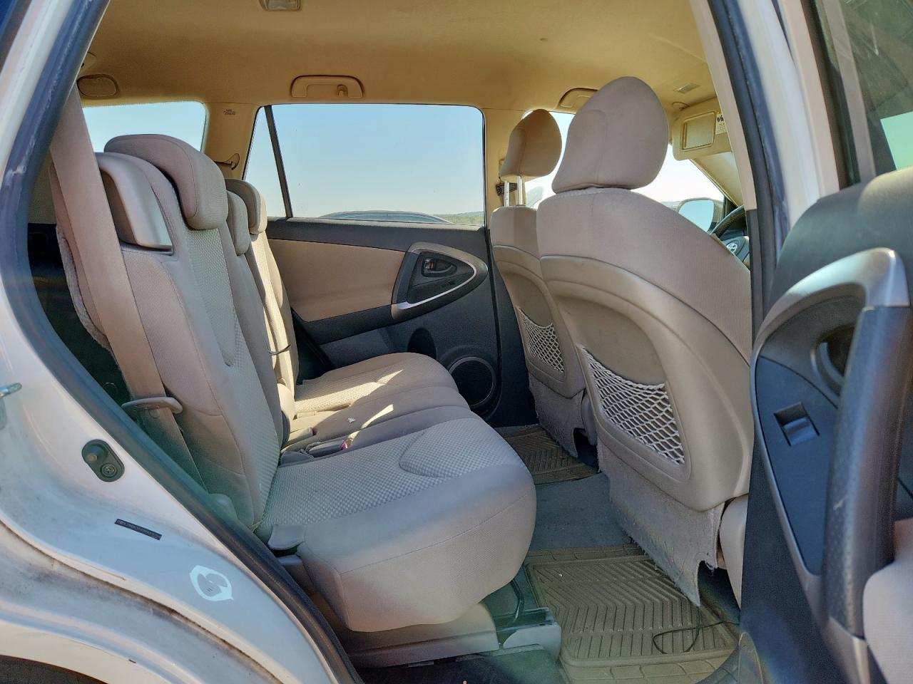 2006 Toyota Rav4 Limited VIN: JTMBK31V365005784 Lot: 81973135