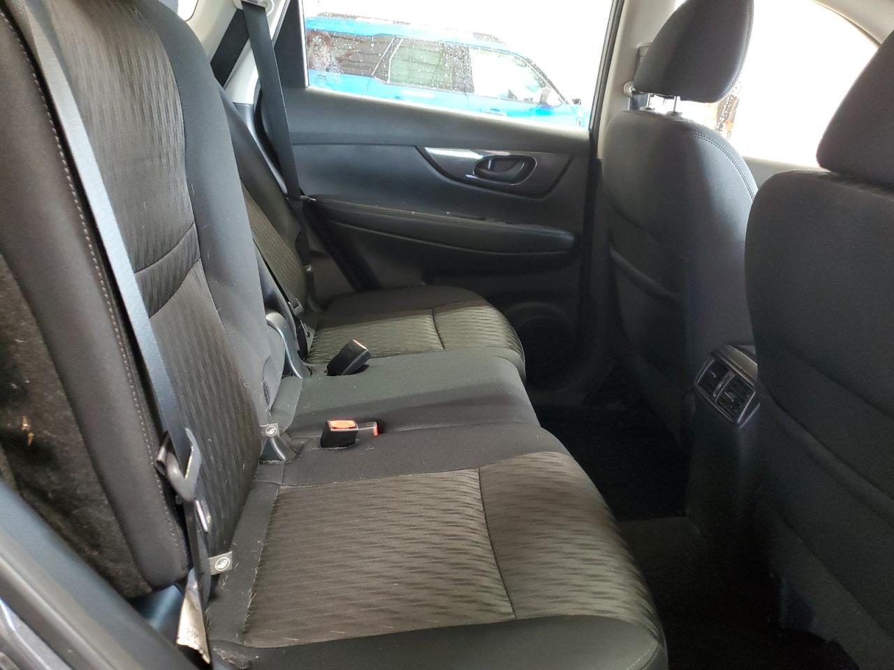 2019 Nissan Rogue S VIN: 5N1AT2MV1KC811493 Lot: 85308025