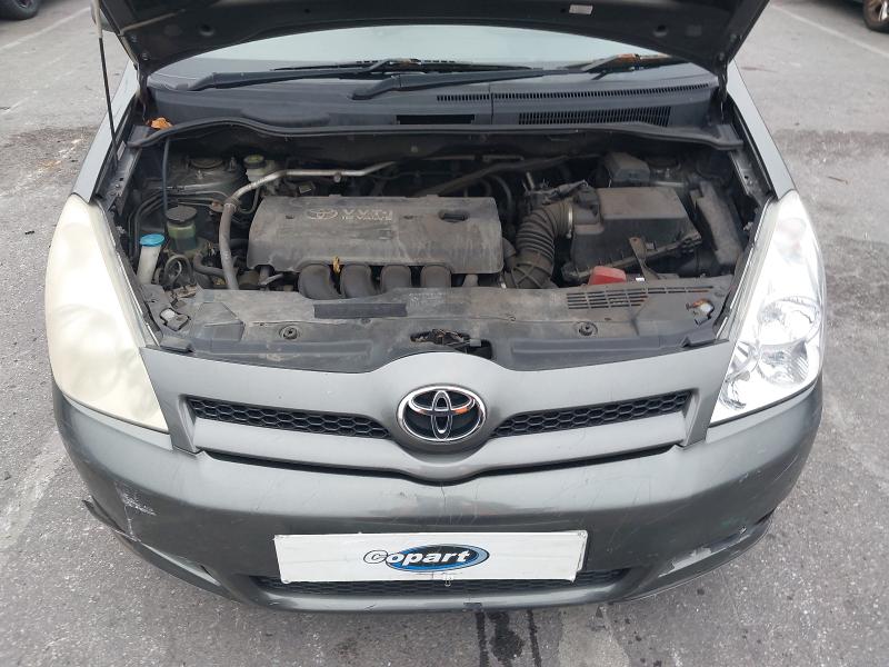 2005 TOYOTA COROLLA VERSO VVT-I T3 