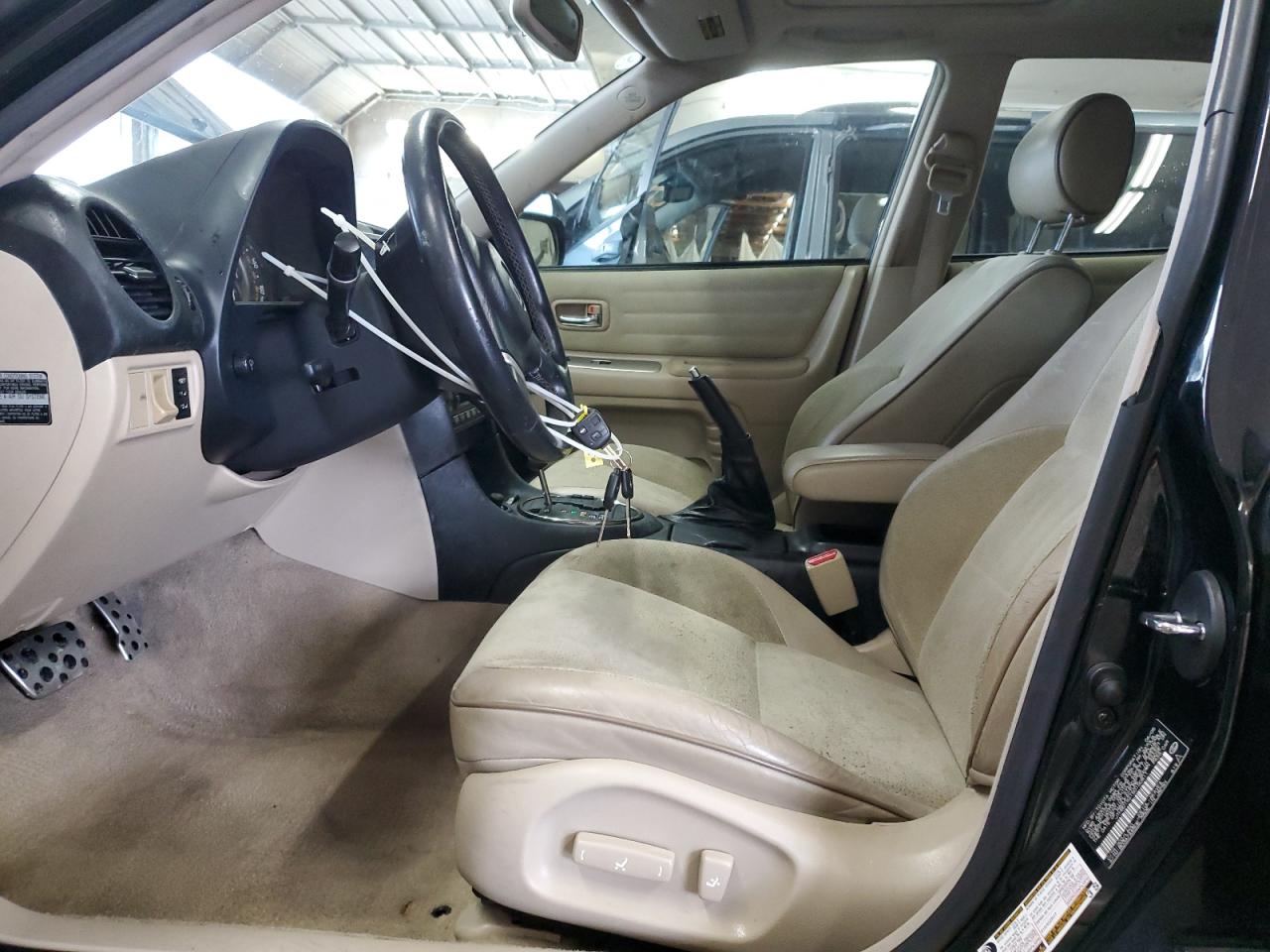 2005 Lexus Is 300 VIN: JTHBD192150100511 Lot: 90537675