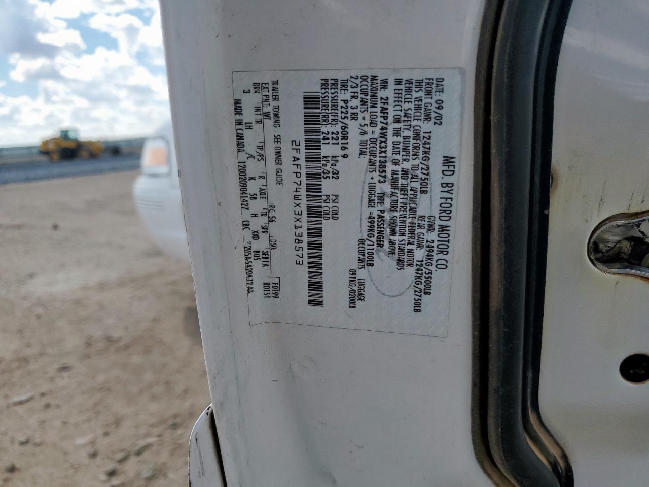2003 Ford Crown Victoria Lx VIN: 2FAFP74WX3X138573 Lot: 81975595