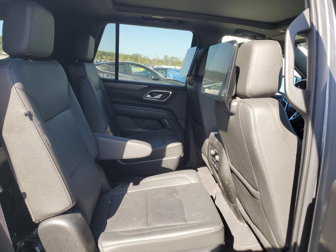 2022 Chevrolet Tahoe K1500 Z71 VIN: 1GNSKPKL8NR141525 Lot: 87077425