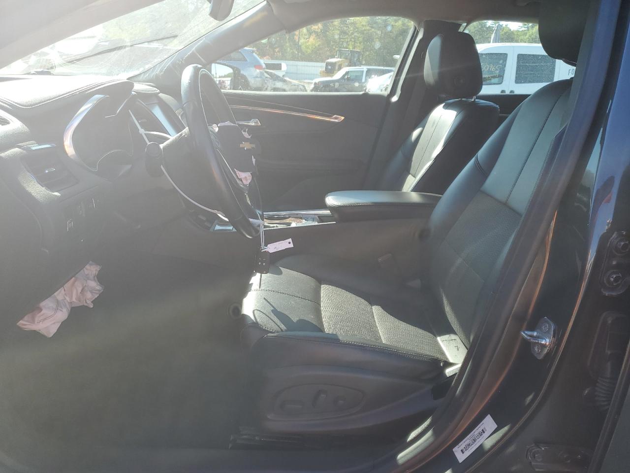 2015 Chevrolet Impala Lt VIN: 1G1125S38FU135627 Lot: 85492005