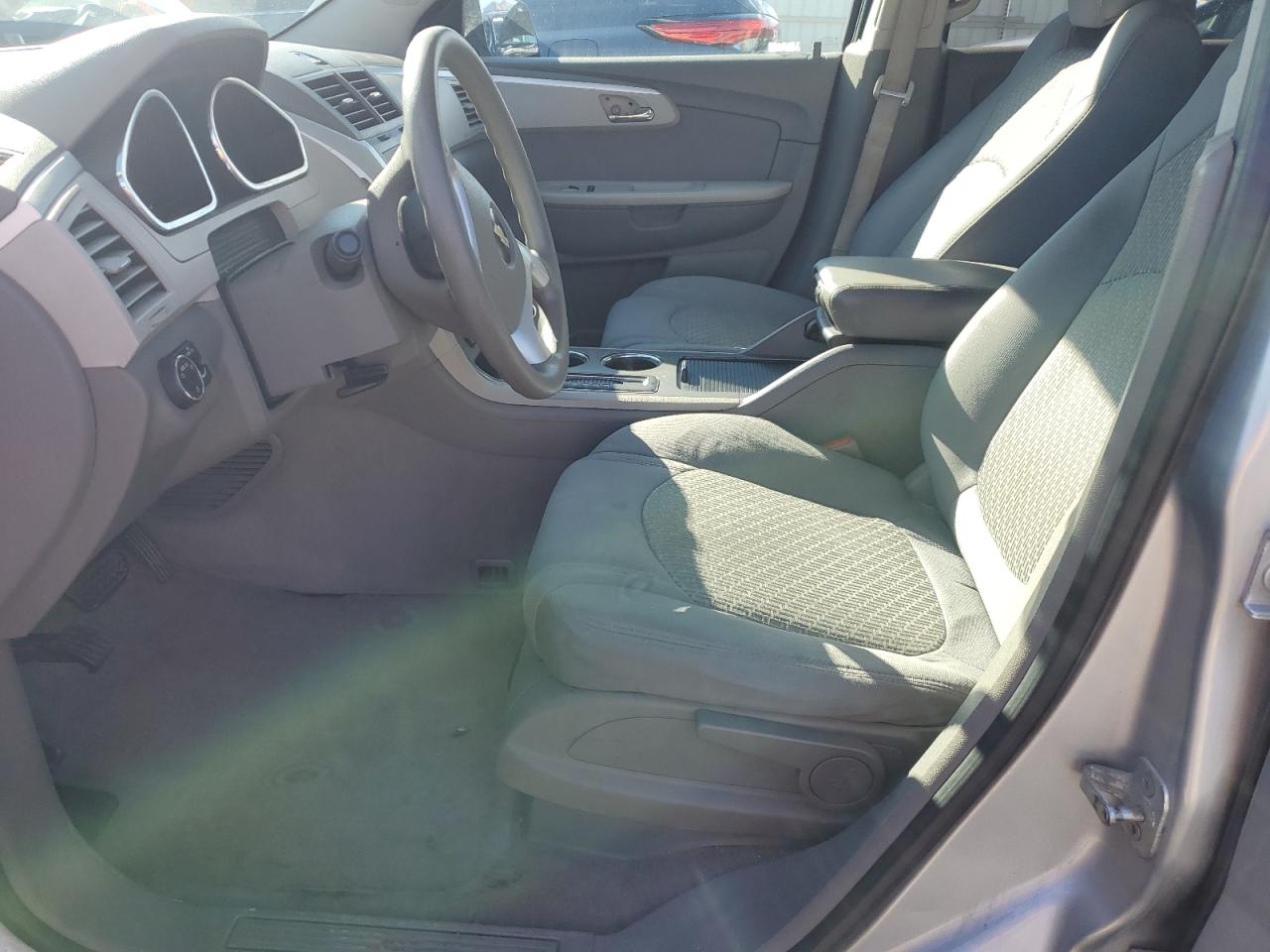 2011 Chevrolet Traverse Ls VIN: 1GNKVEED9BJ101979 Lot: 82411975